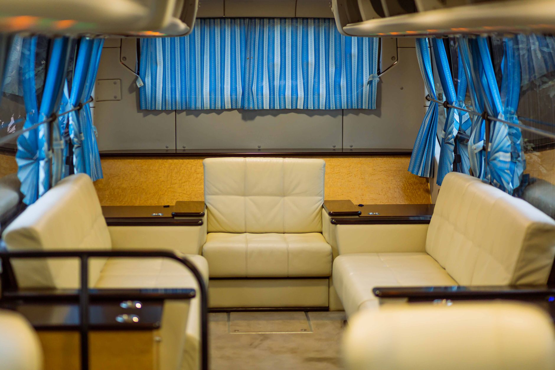 Ashburn Charter Bus Rental in the Washington DC metro