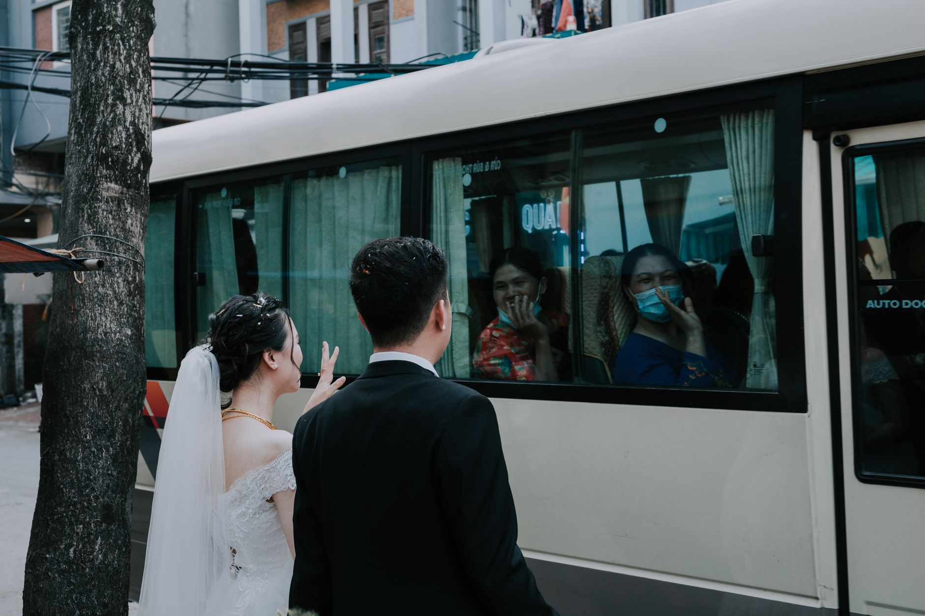 Baltimore Wedding Shuttle in the Washington DC metro